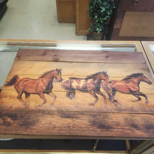 Wooden Horse Picture