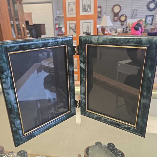 2 Picture Folding Frame