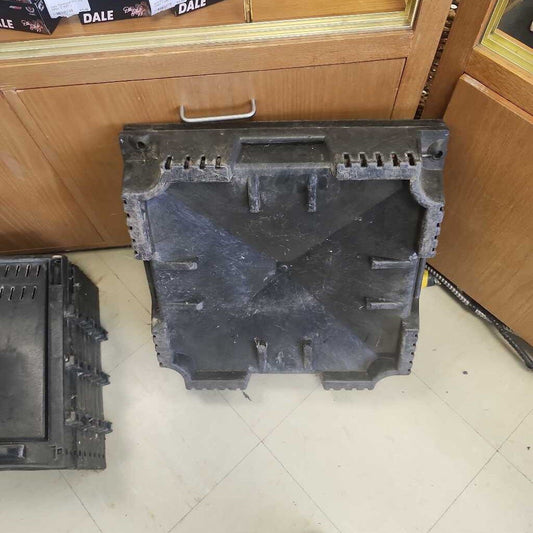 2 Black Plastic Squares