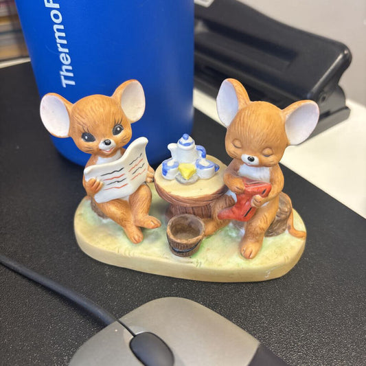 2 Mice Decoration