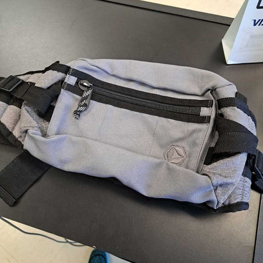 Outdoor Old Navy Belt Fanny Pack Grey