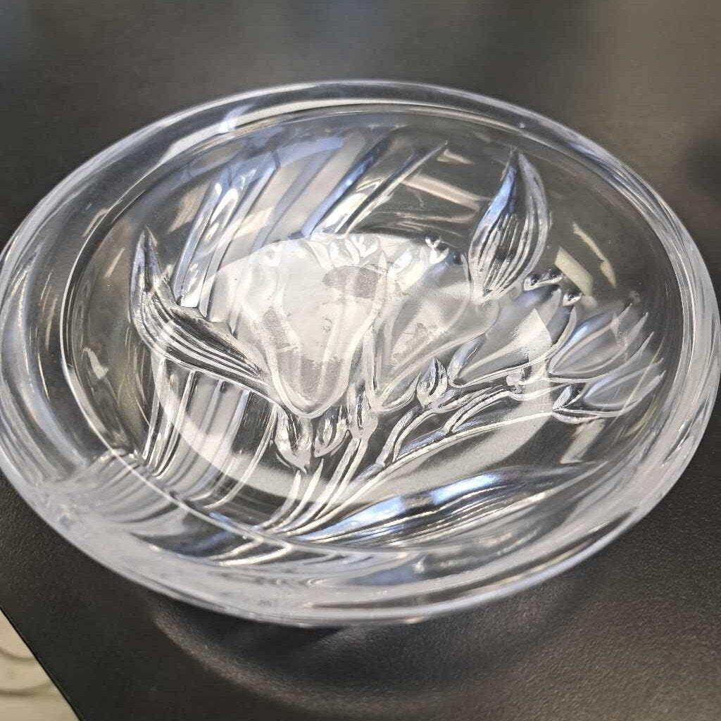 Crystal Lily Design Candy Dish