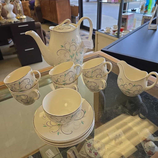 Johnson Brothers 15 pc Tea Set
