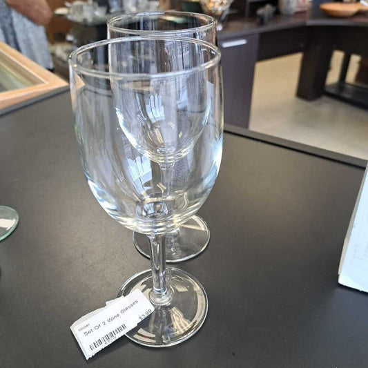 Set Of 2 Wine Glasses