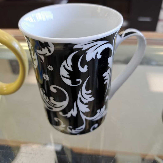Black & White Mug