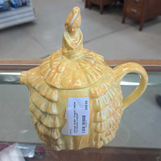 Vintage Sadler Teapot Yellow ''Ye Daintee Ladyee''