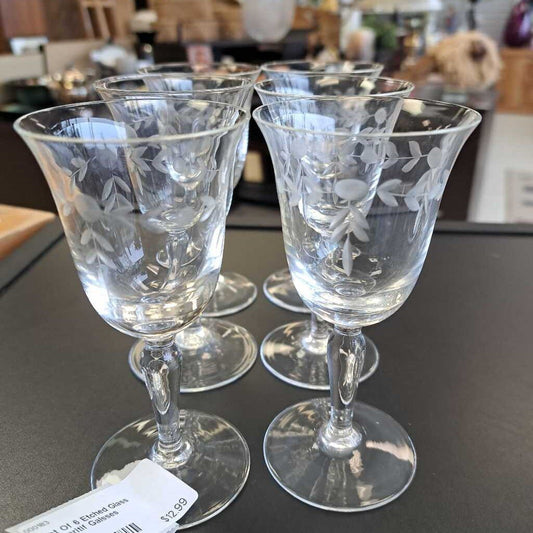 Set Of 6 Etched Glass Apparitif Galsses