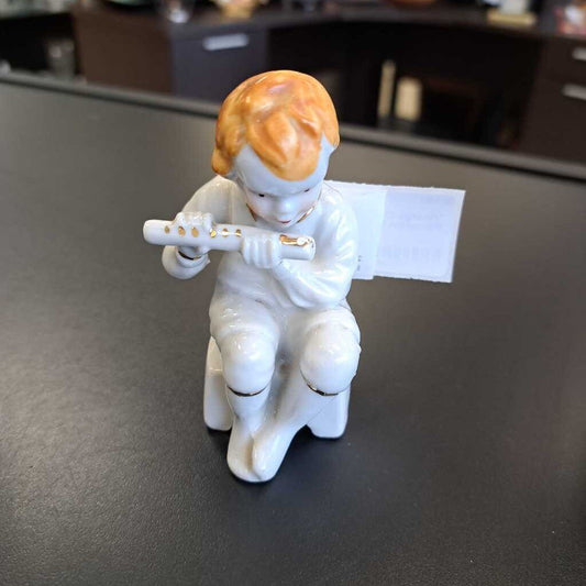Vinatge Occupy Japan Porcelain Boy Playing Flute