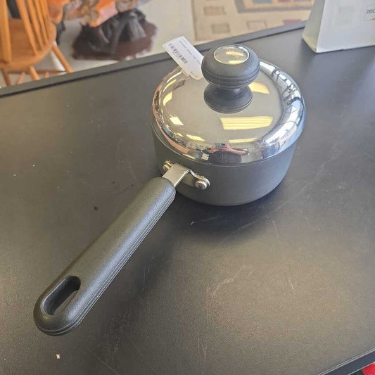 Circulon Soup Pot With Lid