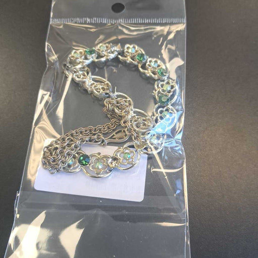 Silvertone Necklace With Flower Design & Light/Dark Green Stones