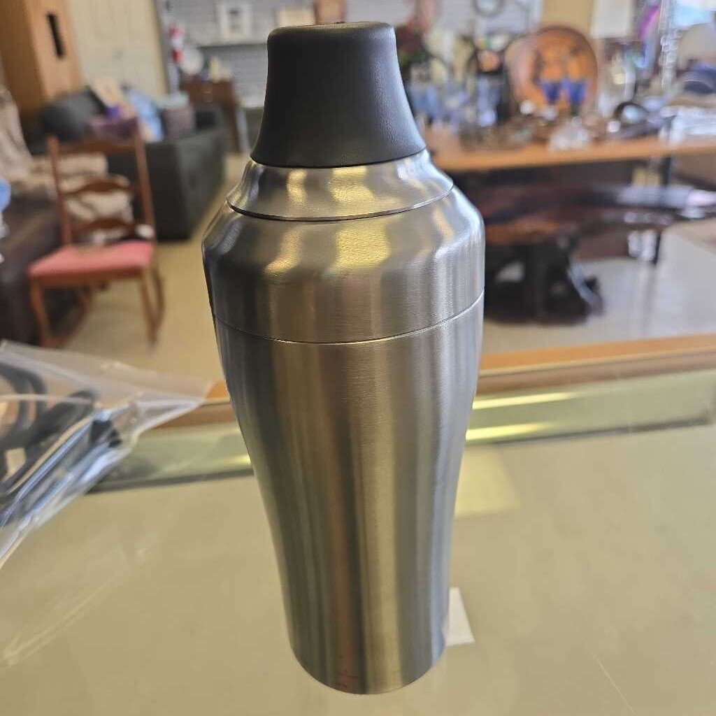 OXO Steel Cocktail Shaker With Accessories