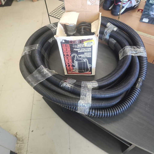 Utility Pump With Hose