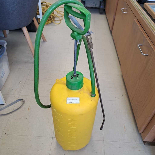 3 Gallon Cannister Sprayer