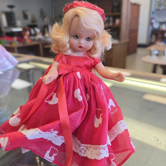 Nancy Ann Storybook Doll "Queen Of Hearts"