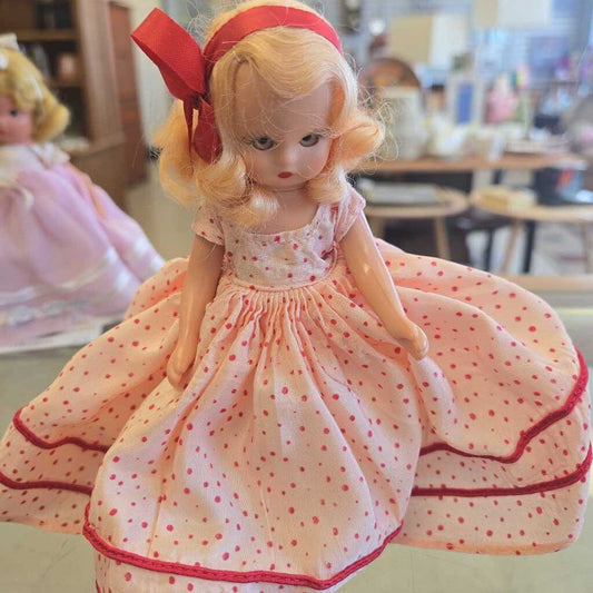 1950's Madame Alexander Cissy Doll