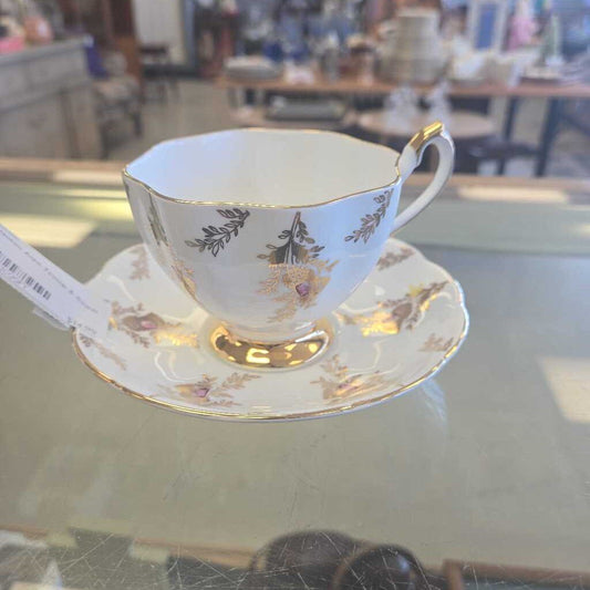 Queen Anne Teacup & Saucer