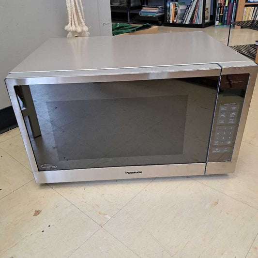 Panasonic Cyclone Inverter Large Microwave Oven