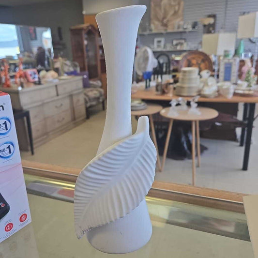 Abbott Leaf Vase