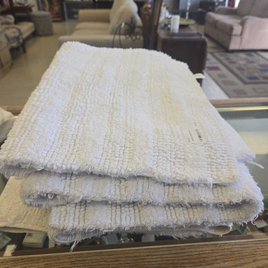 White Floor Mat