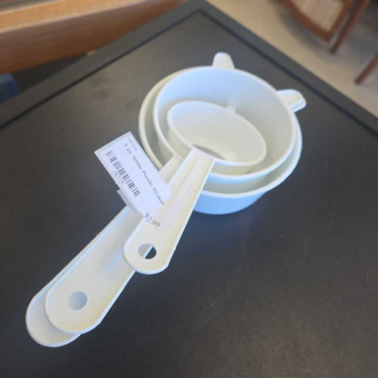 3 pc White Plastic Strainer