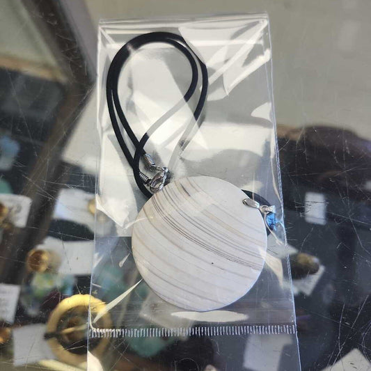 Round Shell Necklace