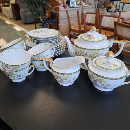 Vintage 21 Piece Sakura Bone China W/Gold Trim
