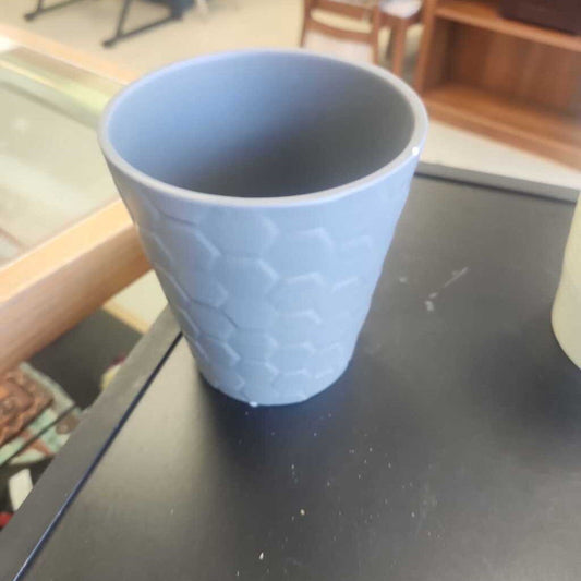 Gray Beehive Design Planter