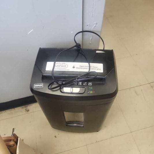 Staples Paper Shredder -Tested