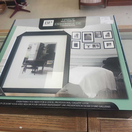 7 Piece Wood Frame Set