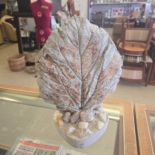 Cement Leaf Garden Deco