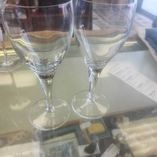 2 Small Wine Glasses