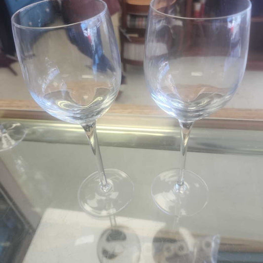 2 Tall Wine Glasses