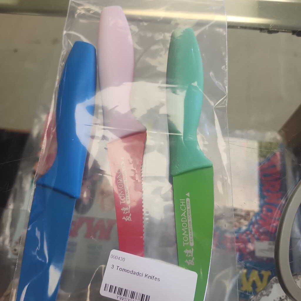 3 Tomodadci Knifes