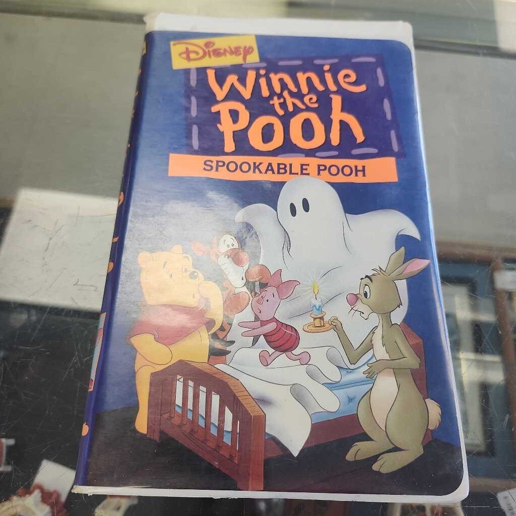 Winnie The Pooh -Spookable Pooh