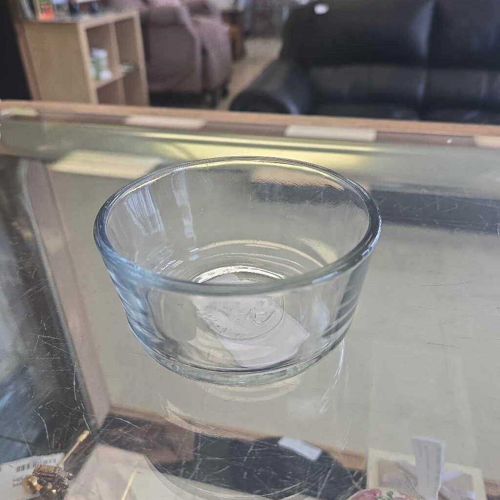 Pyrex Small Glass Mixing Bowl