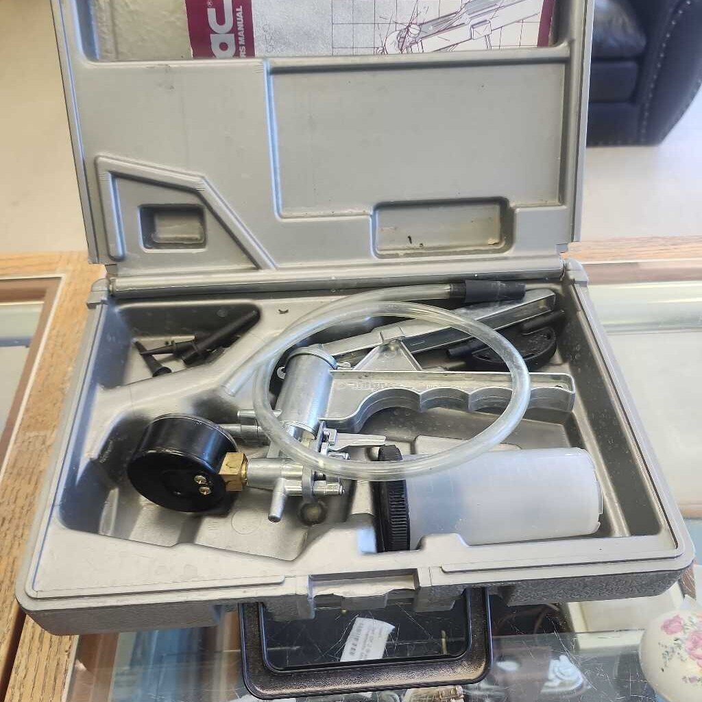 Silverline Elite Vacuum Pressure Pump Kit-Not Tested