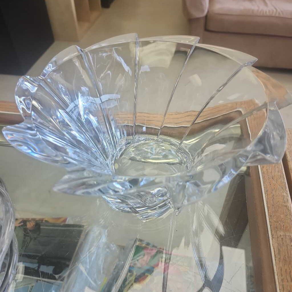MIkasa Crystal Flores Heavy Bowl