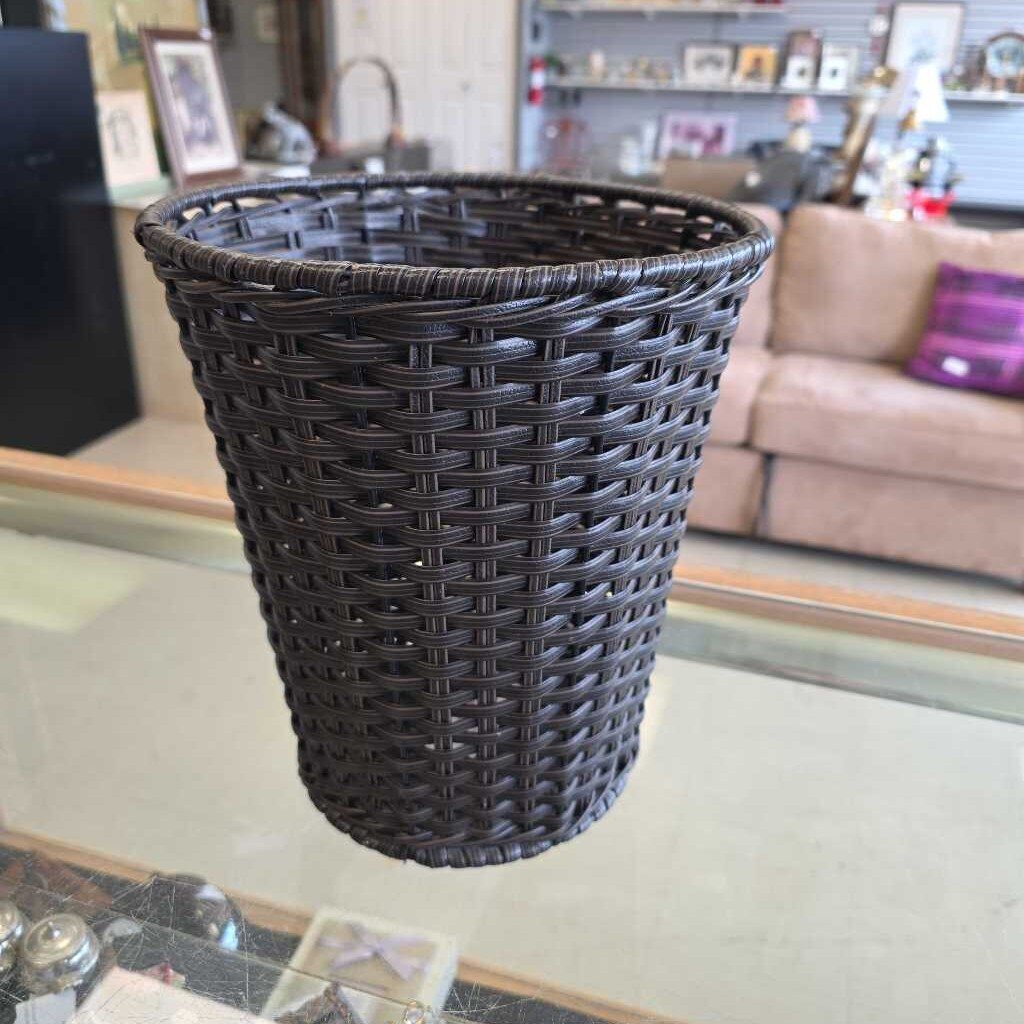 Plastic Wicker Waste Bin