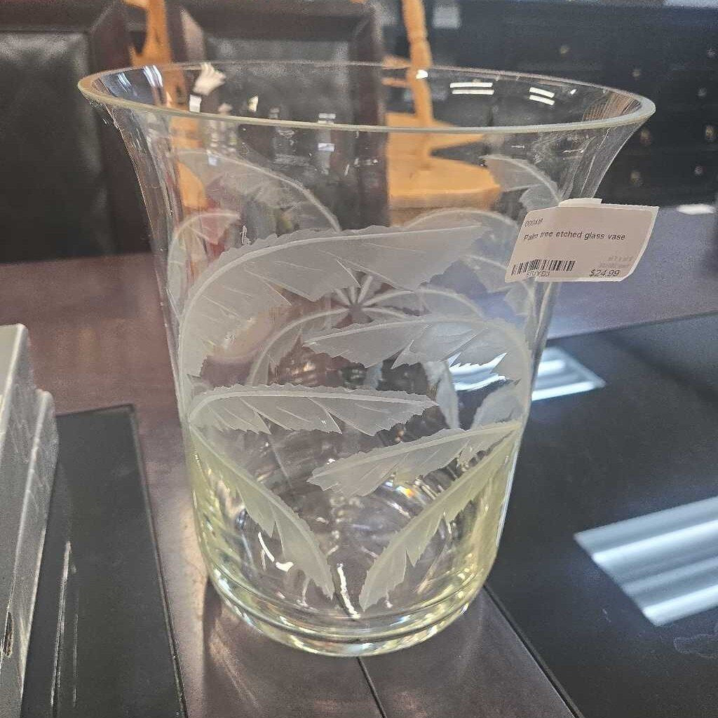 Palm tree etched glass vase