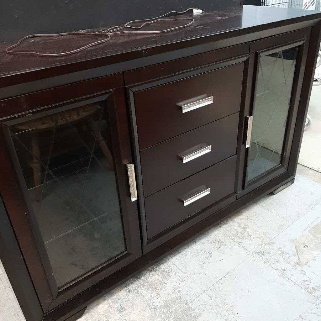 2 Piece Cabinet (Tested-Middle Bulb Burnt Out)