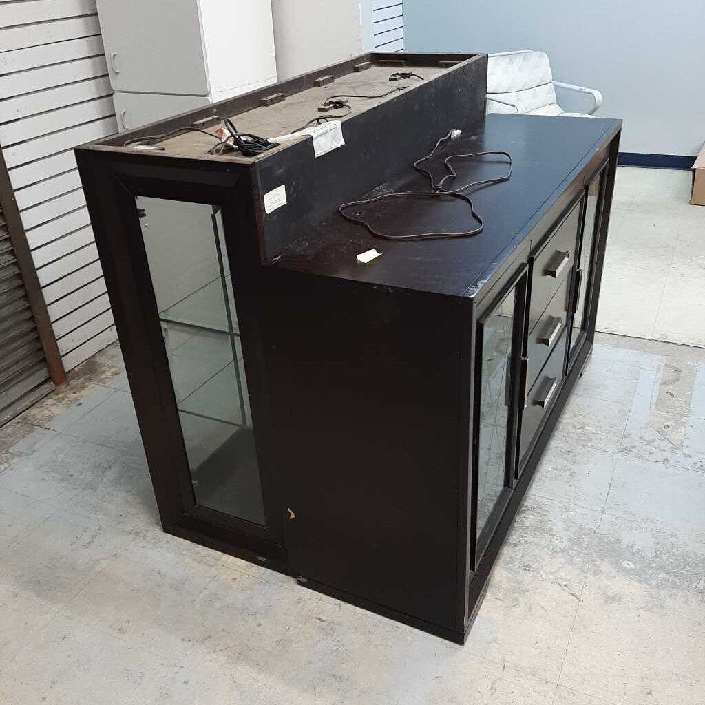 2 Piece Cabinet (Tested-Middle Bulb Burnt Out)