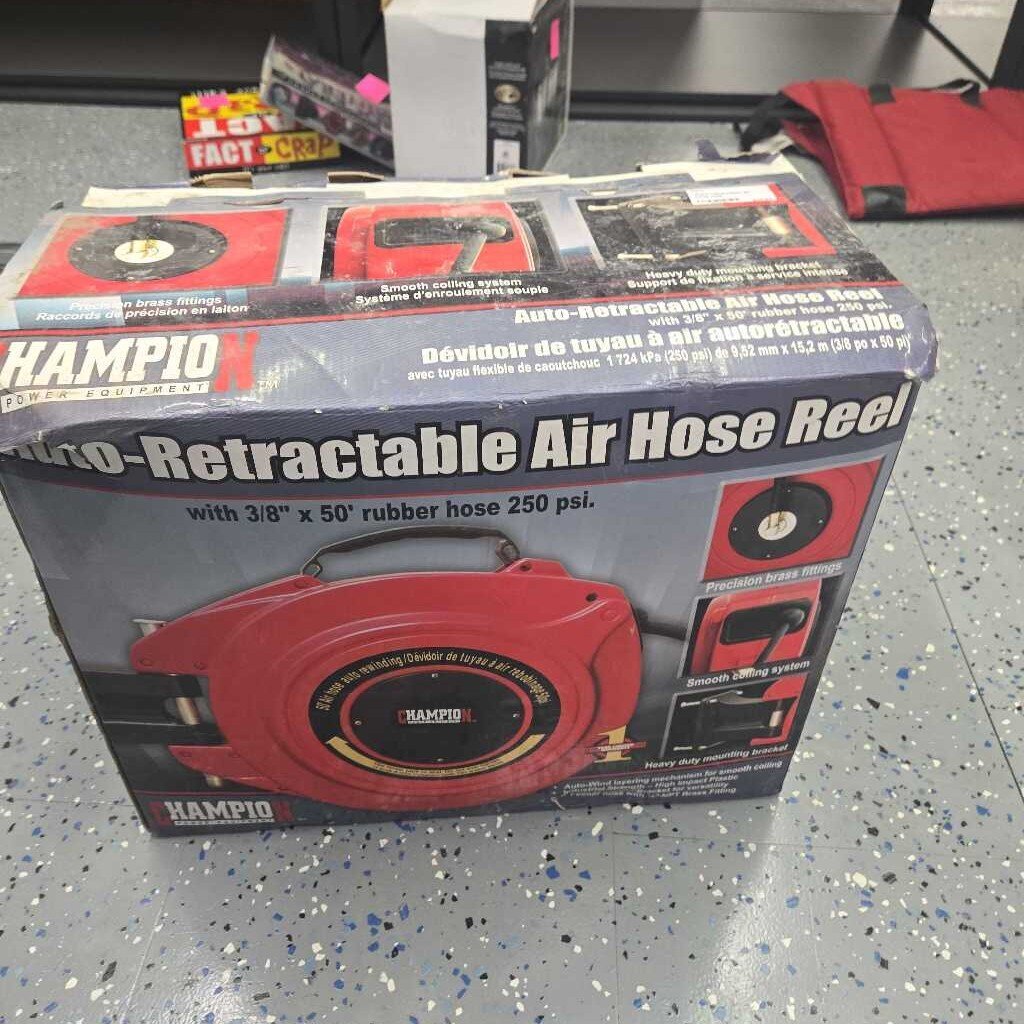 Auto retractable air hose real