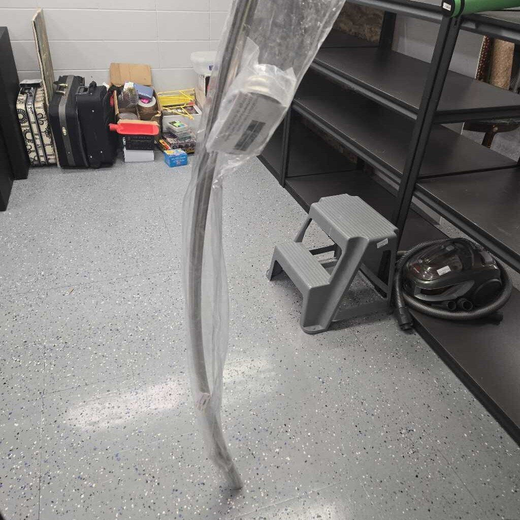Curved Metal Shower Rod