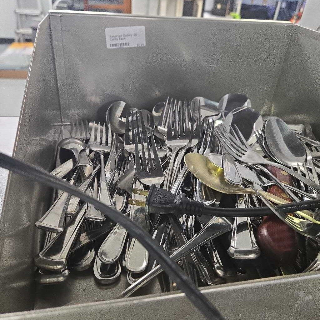 Assorted Cutlery 25 Cents Each