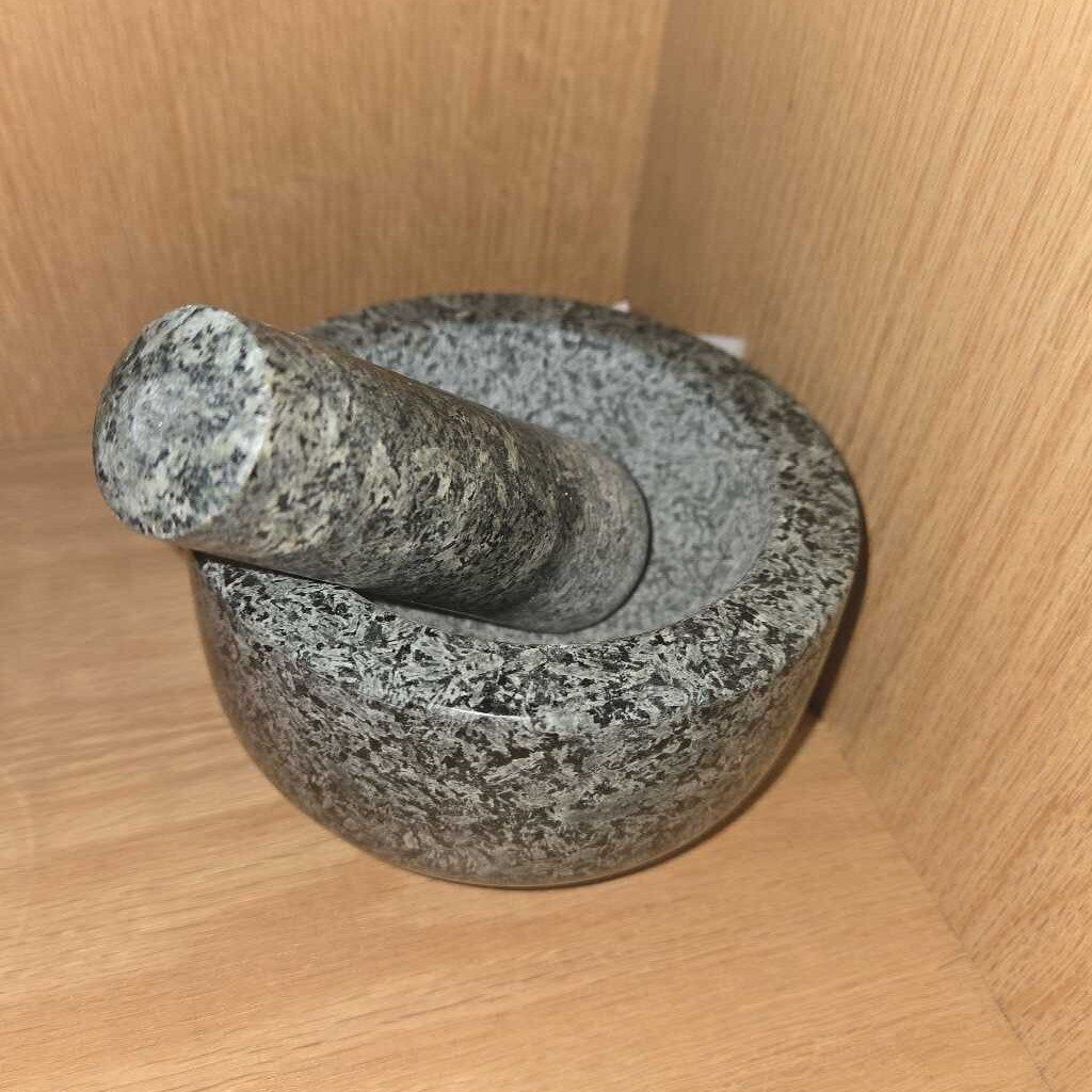 Grey Stone Mortar & Pestle