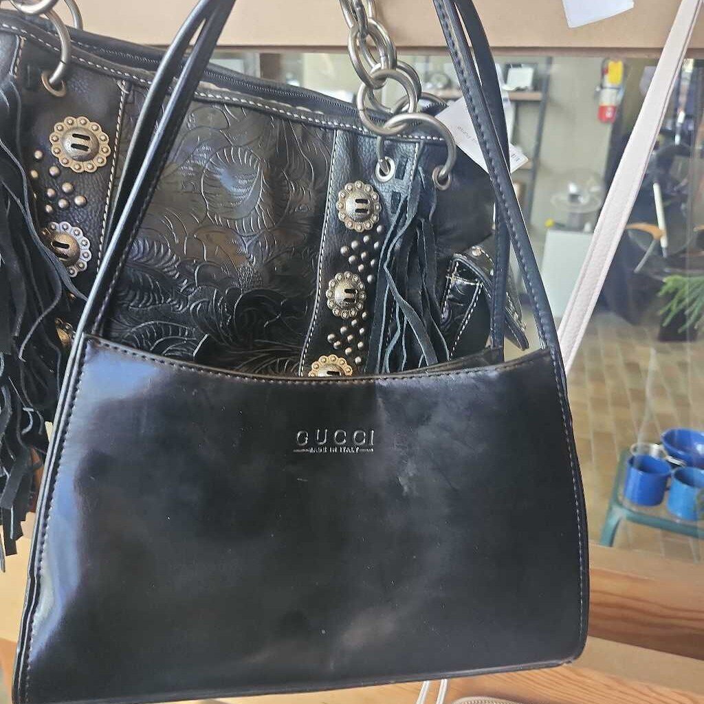 Gucci shoulder bag