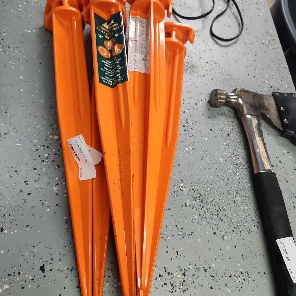 5 Peak Orange Pegs
