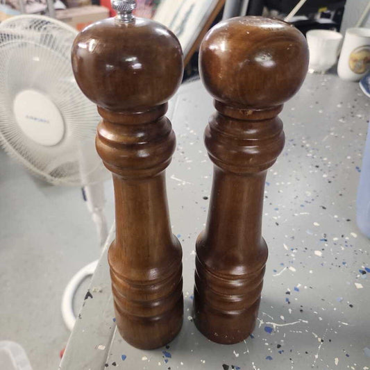 Wooden Salt And Pepper Shakers