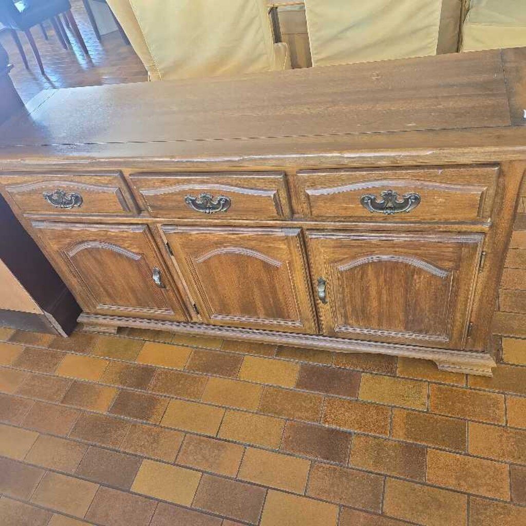 Solid Wood Buffet/Sideboard
