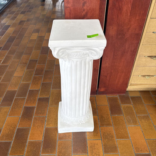 White Pillars